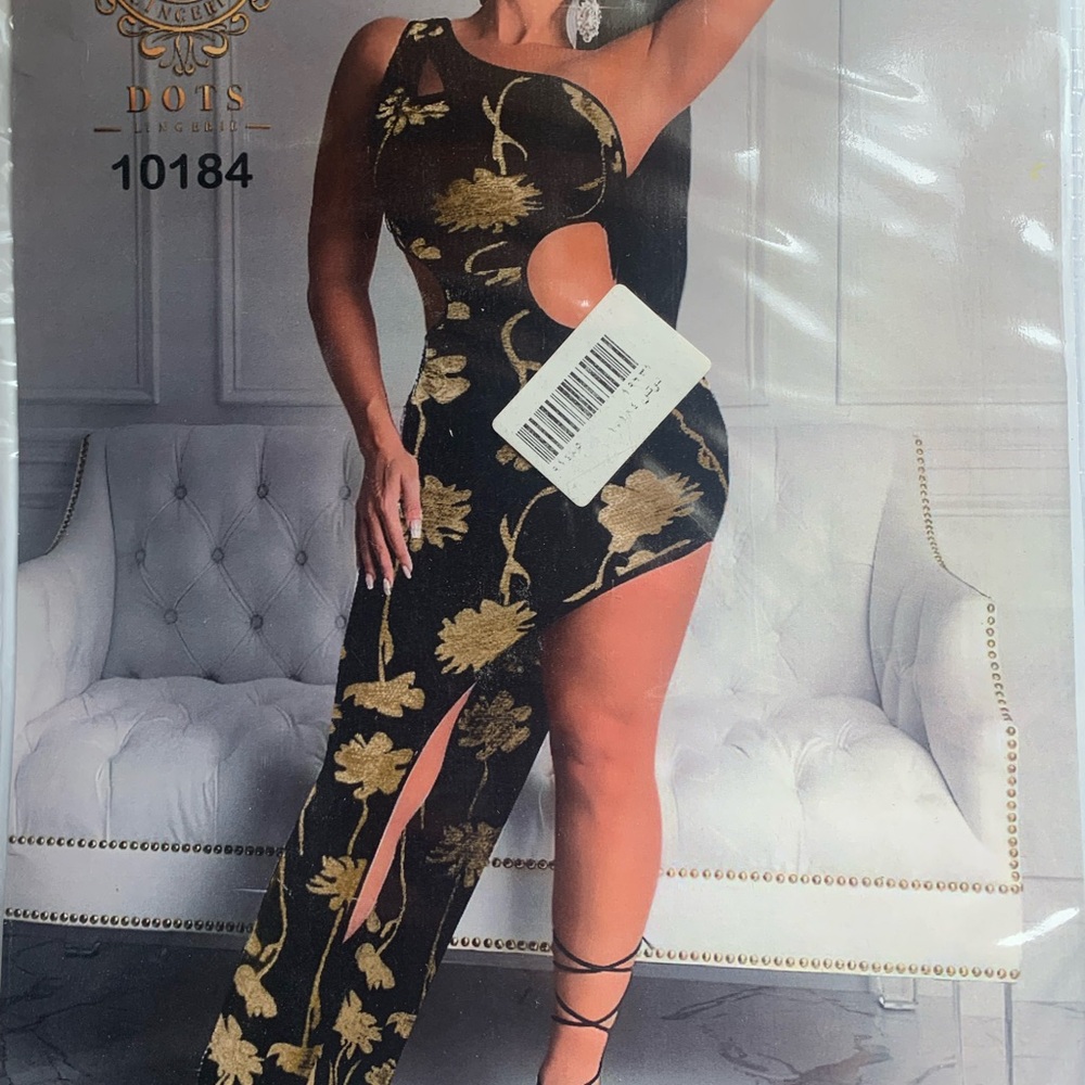 Dazzling Asymmetrical Black and Gold Dress